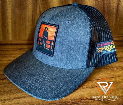 Gorra Oficial Ultimate Rodeo Gris Oxford Negro - Tombstone